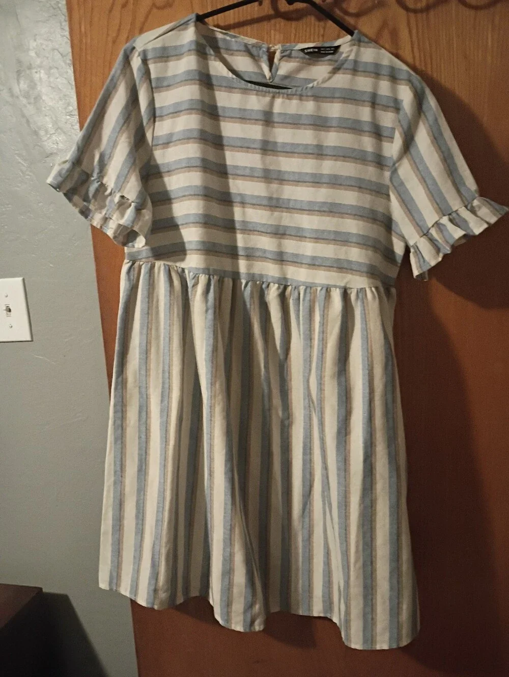 SHEIN Blue and Cream Striped Ruffle-Sleeve Kids Dress